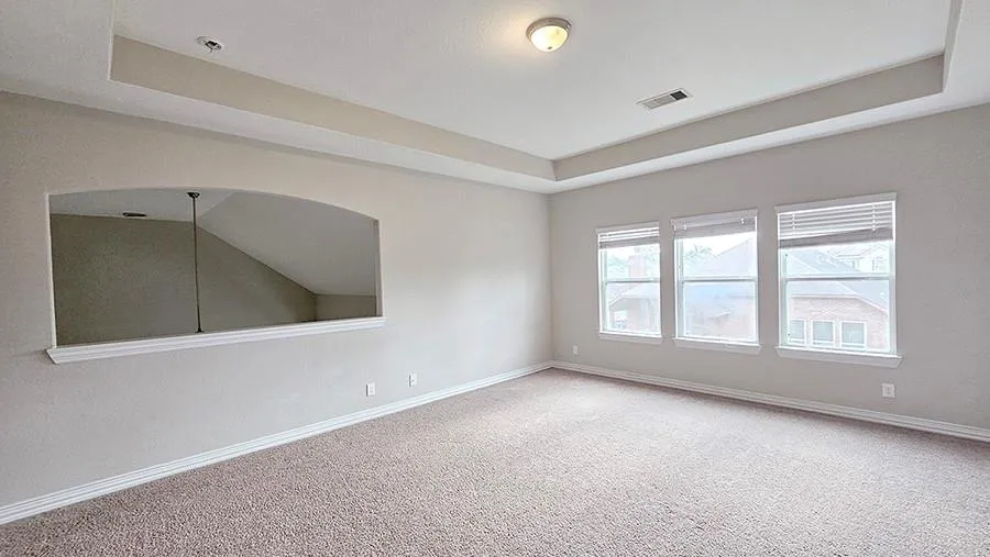 104 Forest Bend Court Clute, TX 77531