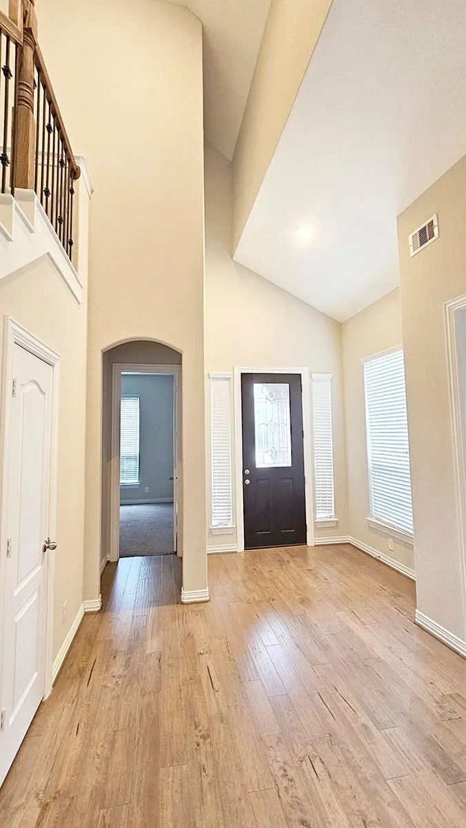 104 Forest Bend Court Clute, TX 77531