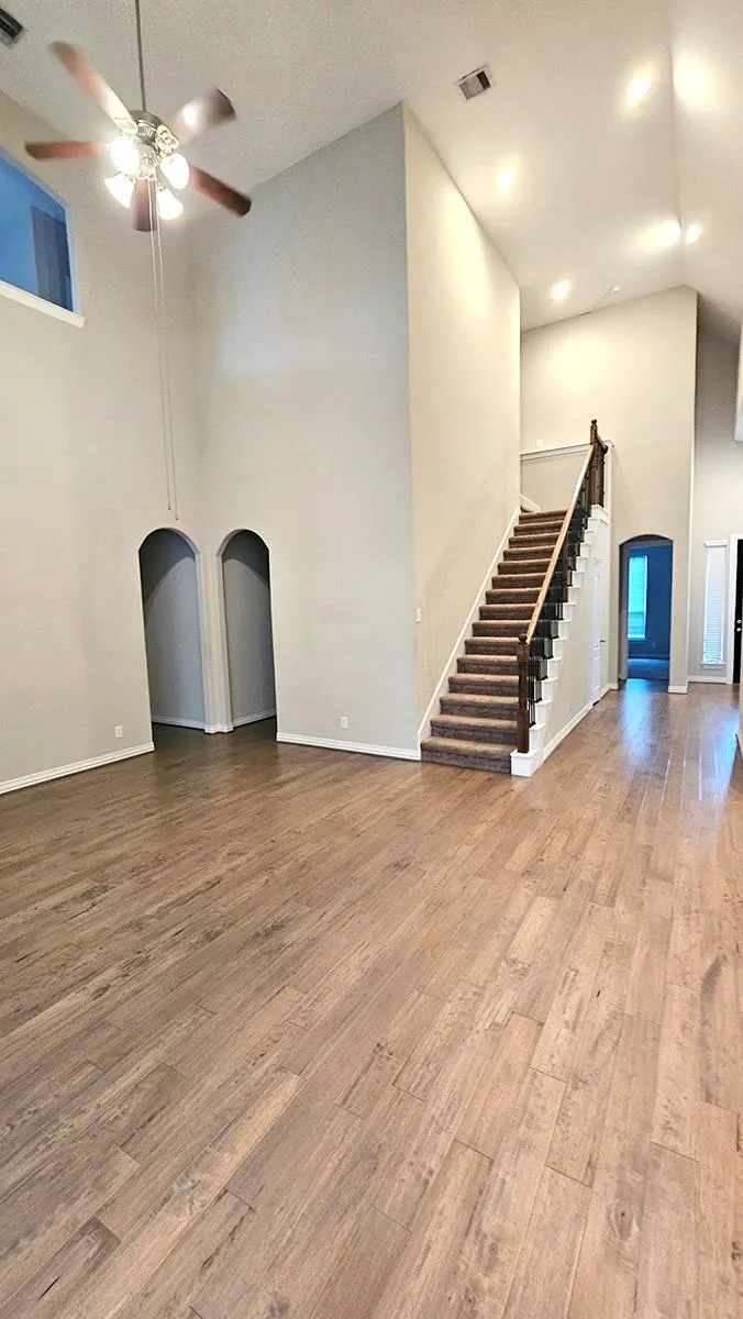 104 Forest Bend Court Clute, TX 77531