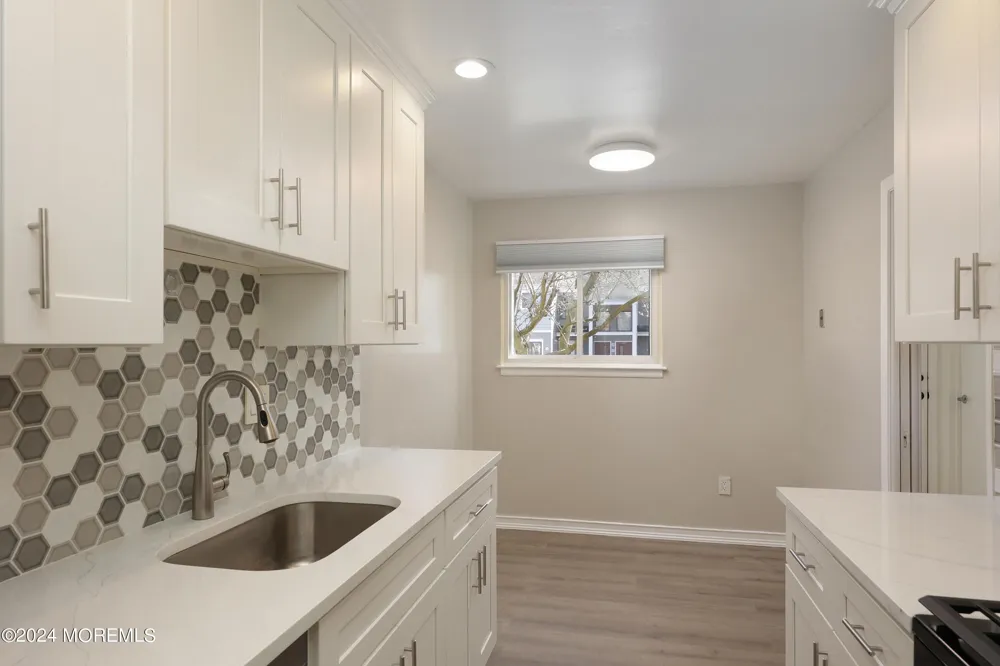 2 Elizabeth Court Tinton Falls, NJ 07724