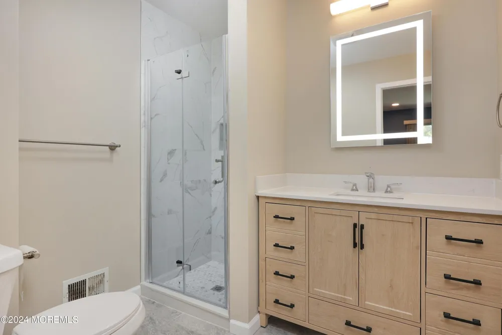 2 Elizabeth Court Tinton Falls, NJ 07724
