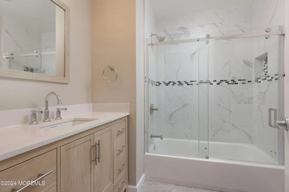 2 Elizabeth Court Tinton Falls, NJ 07724