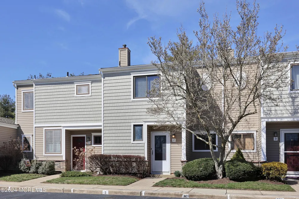 2 Elizabeth Court Tinton Falls, NJ 07724