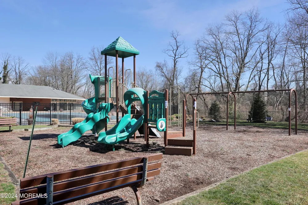 2 Elizabeth Court Tinton Falls, NJ 07724