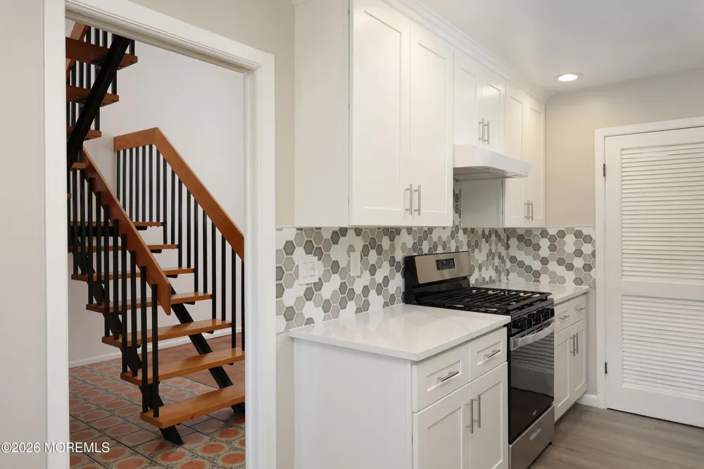 2 Elizabeth Court Tinton Falls, NJ 07724