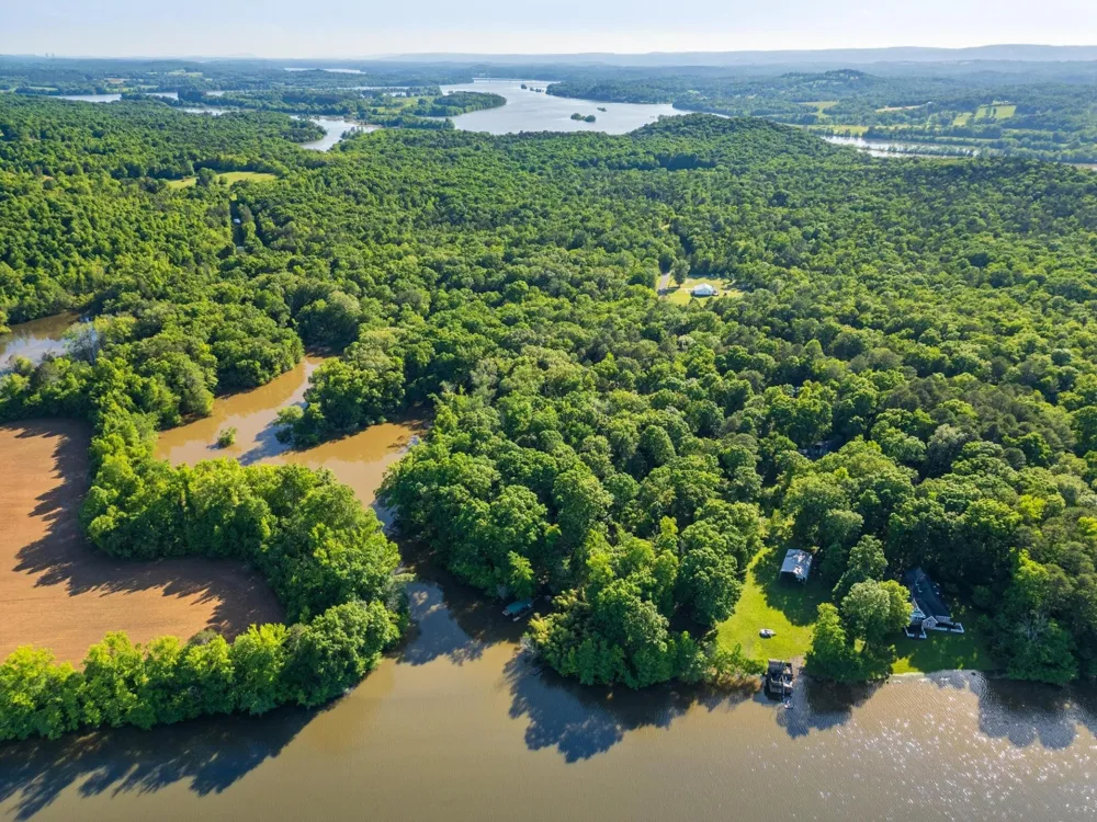 4 Warren Lane Decatur, TN 37322