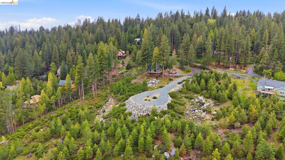 29965 Mariposa Drive Cold Springs, CA 95335