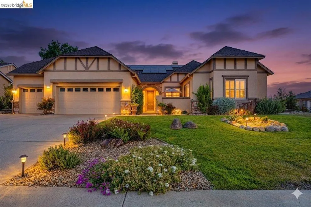 158 Rock Ridge Ln Copperopolis, CA 95228