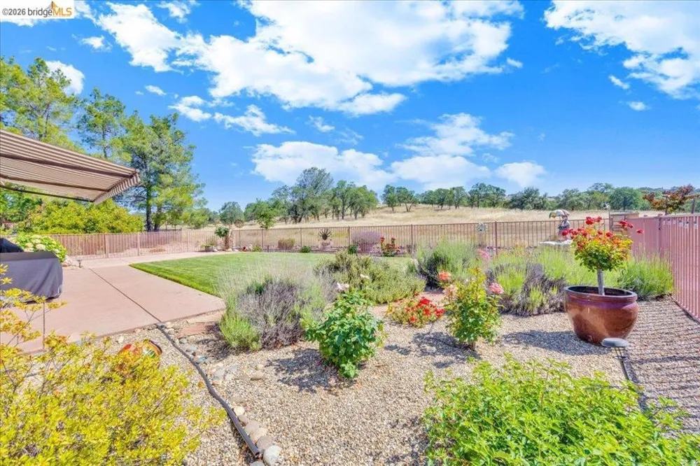 158 Rock Ridge Ln Copperopolis, CA 95228