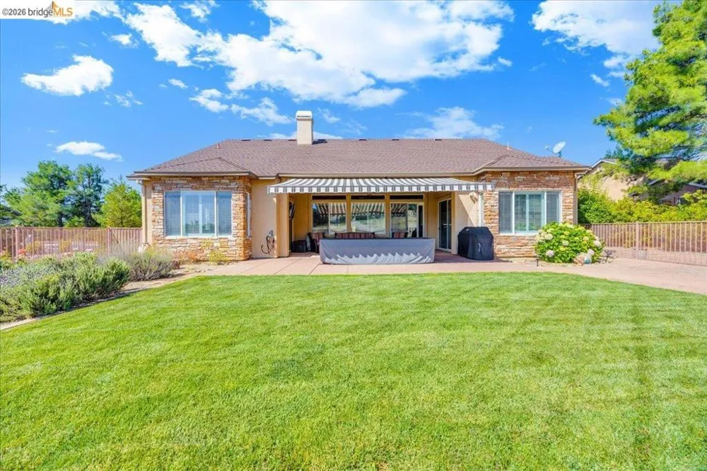 158 Rock Ridge Ln Copperopolis, CA 95228