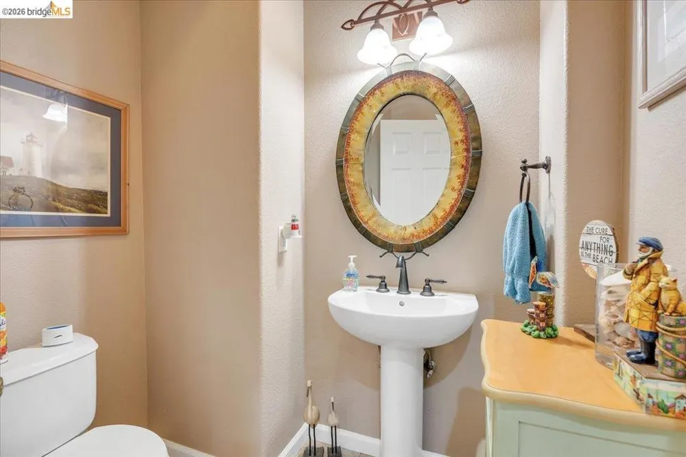 158 Rock Ridge Ln Copperopolis, CA 95228