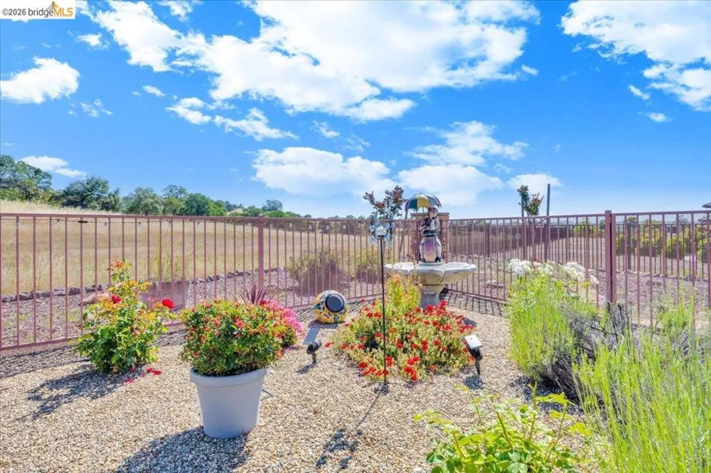158 Rock Ridge Ln Copperopolis, CA 95228