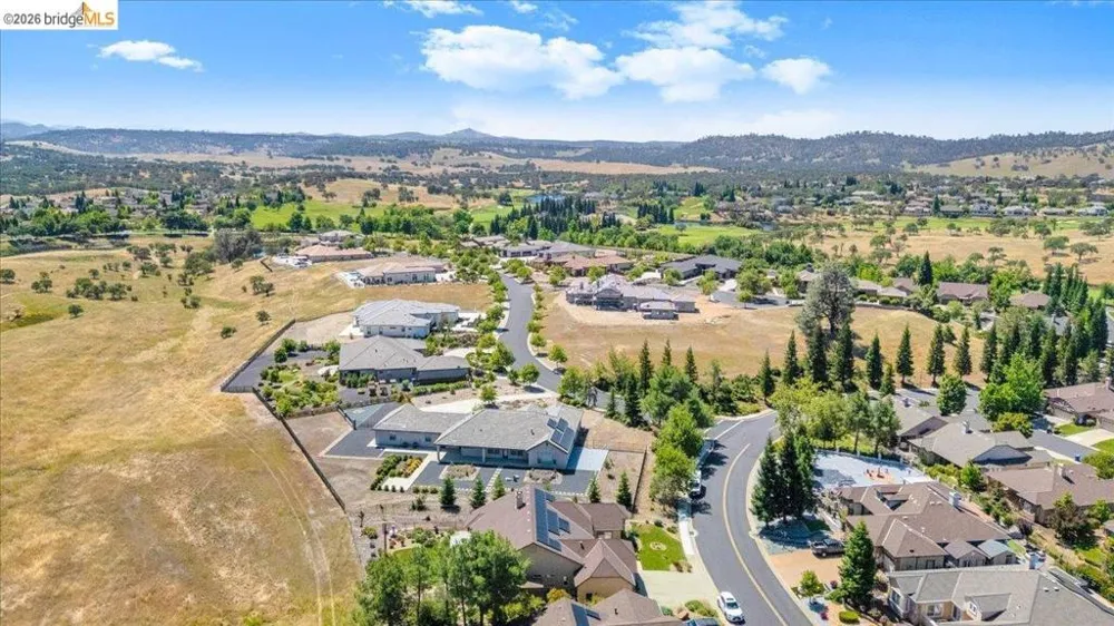 158 Rock Ridge Ln Copperopolis, CA 95228