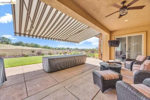 158 Rock Ridge Ln