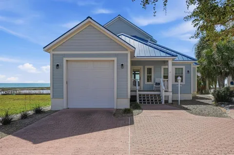 15 Old Cottage Beach