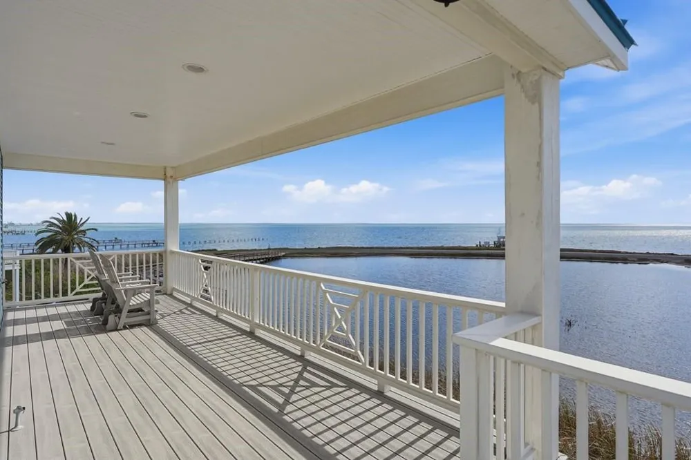 15 Old Cottage Beach Rockport, TX 78382