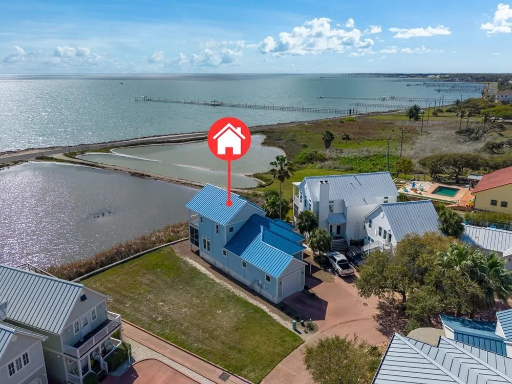 15 Old Cottage Beach Rockport, TX 78382