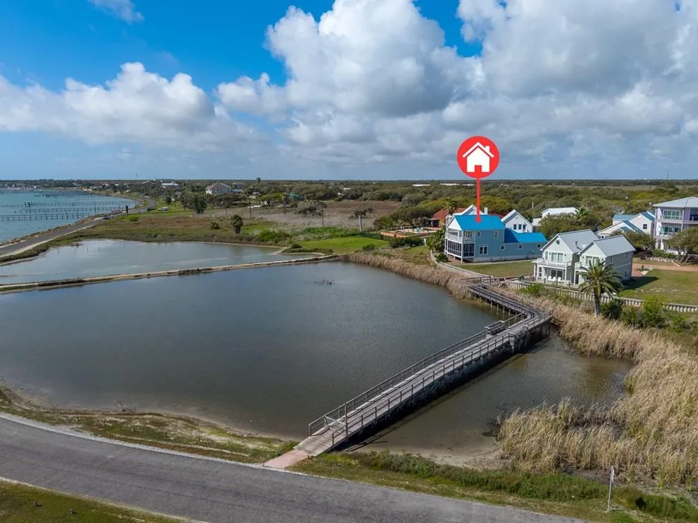 15 Old Cottage Beach Rockport, TX 78382