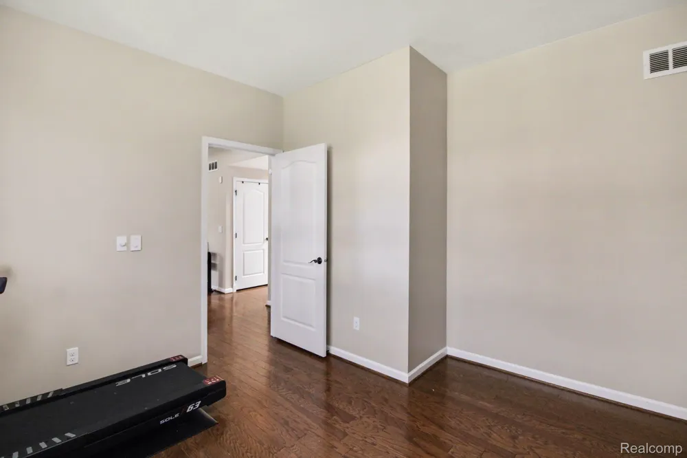 50371 LANGLEY DRIVE Novi City, MI 48374