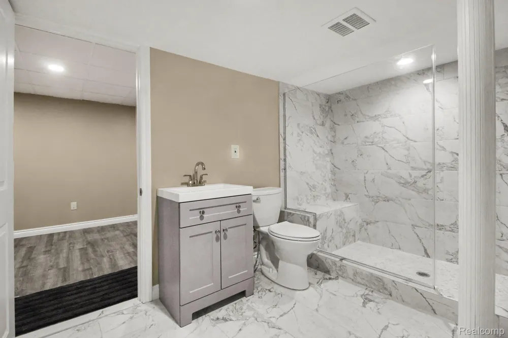 50371 LANGLEY DRIVE Novi City, MI 48374