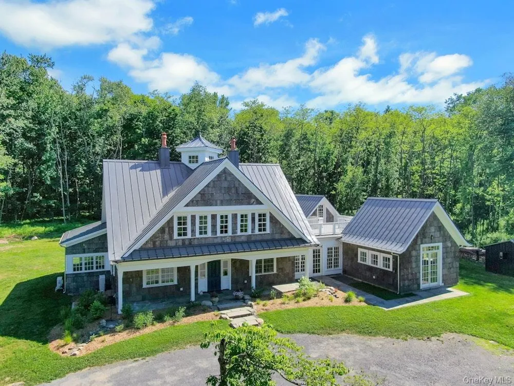 120 Dashville Road Esopus, NY 12561