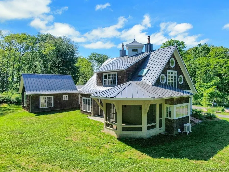 120 Dashville Road Esopus, NY 12561