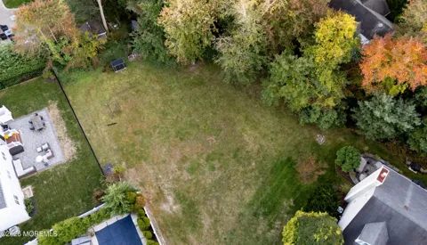 1135 Tecumseh Place
