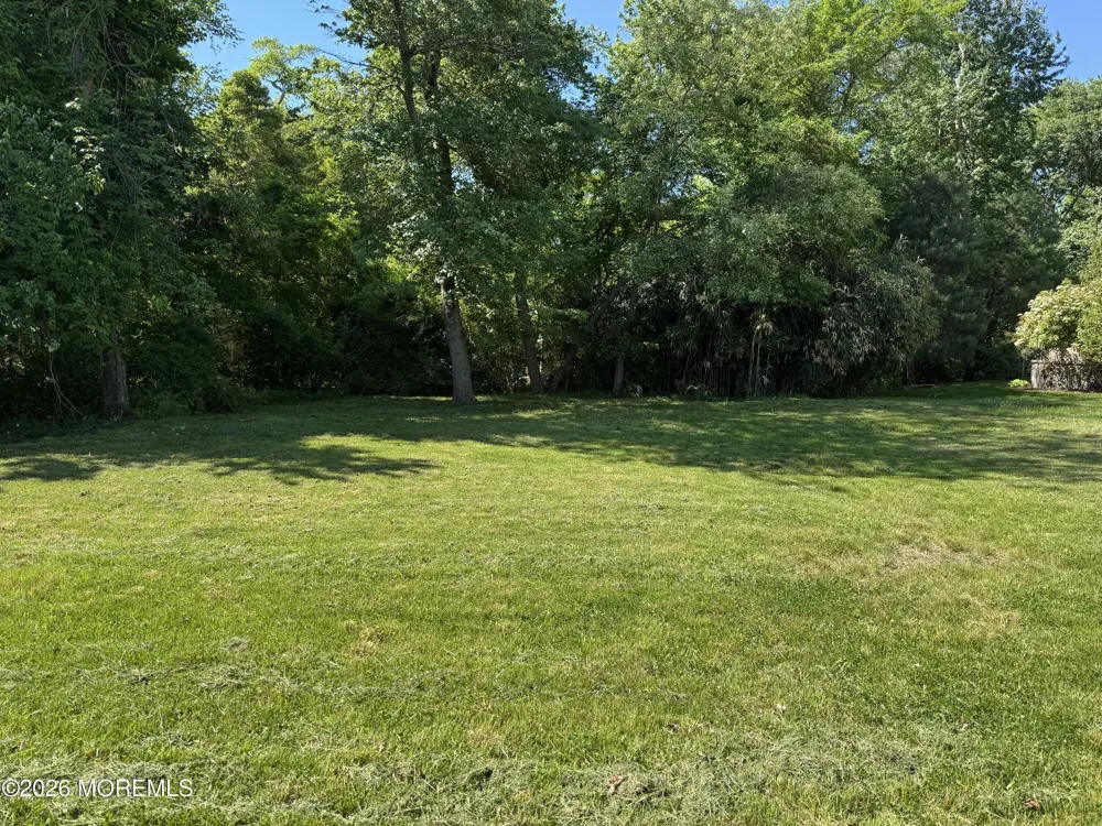 1135 Tecumseh Place Manasquan, NJ 08736