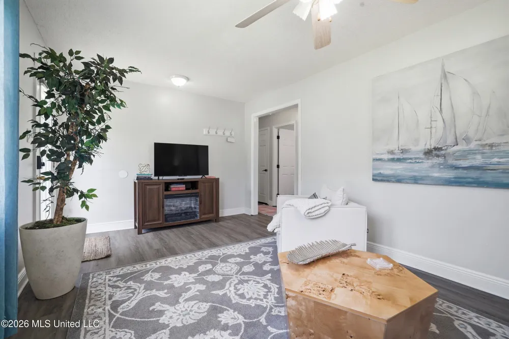 415 Wainwright Street Waveland, MS 39576