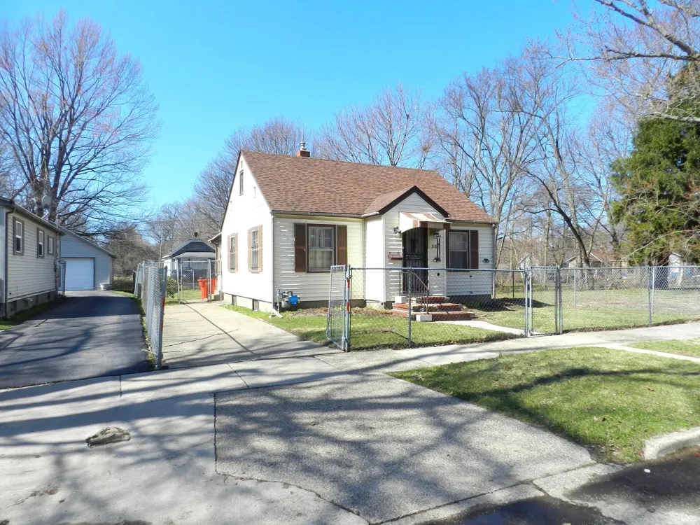 380 McCord Street Benton Harbor, MI 49022