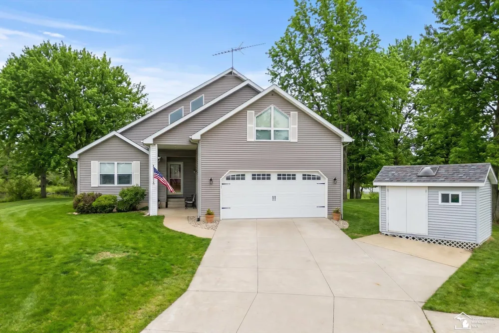 8085 Wadding Drive Cambridge Township, MI 49265