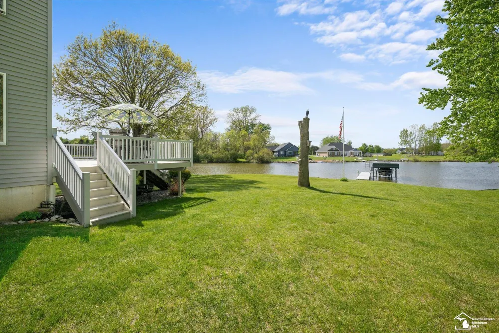 8085 Wadding Drive Cambridge Township, MI 49265