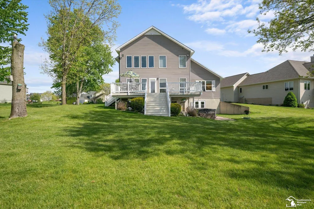 8085 Wadding Drive Cambridge Township, MI 49265