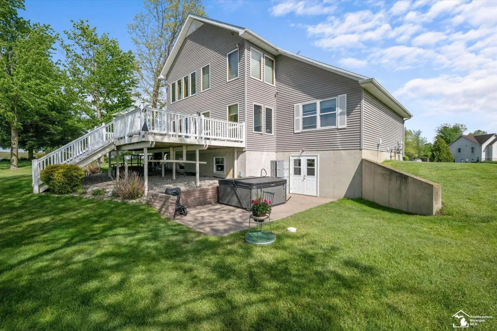 8085 Wadding Drive Cambridge Township, MI 49265