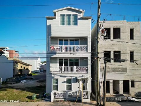 140 Julia Street