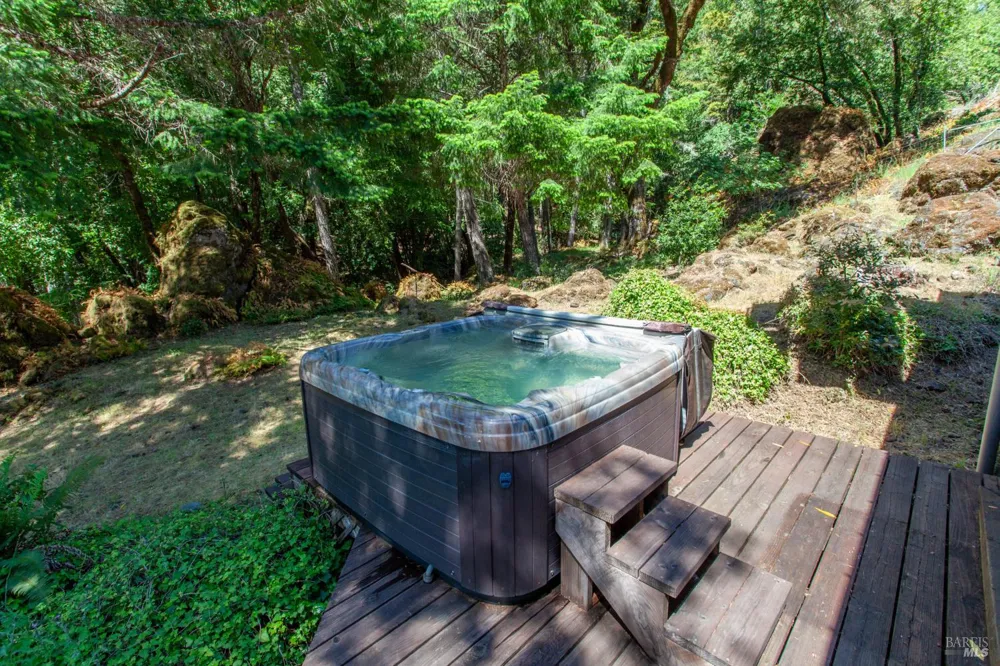 26961 Poppy Drive Willits, CA 95490