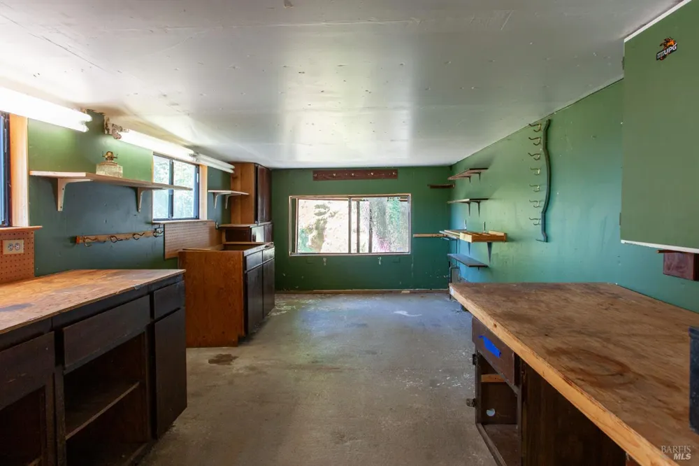 26961 Poppy Drive Willits, CA 95490