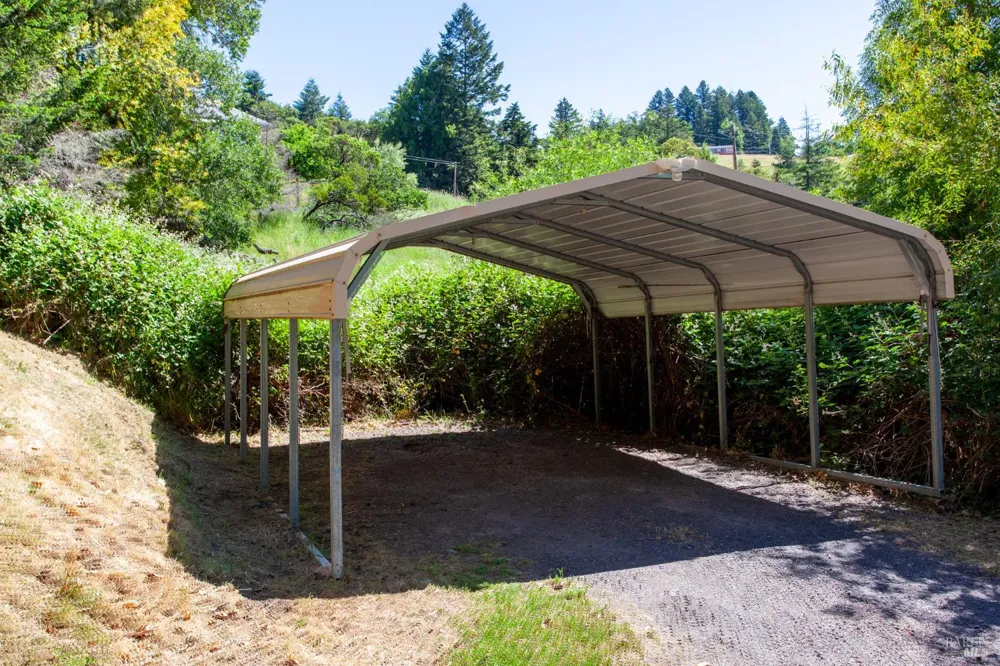 26961 Poppy Drive Willits, CA 95490