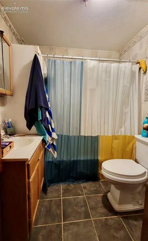 915 E River Street Pueblo, CO 81001