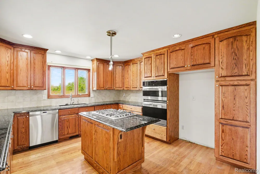 13519 Foley Road Mussey Township, MI 48014