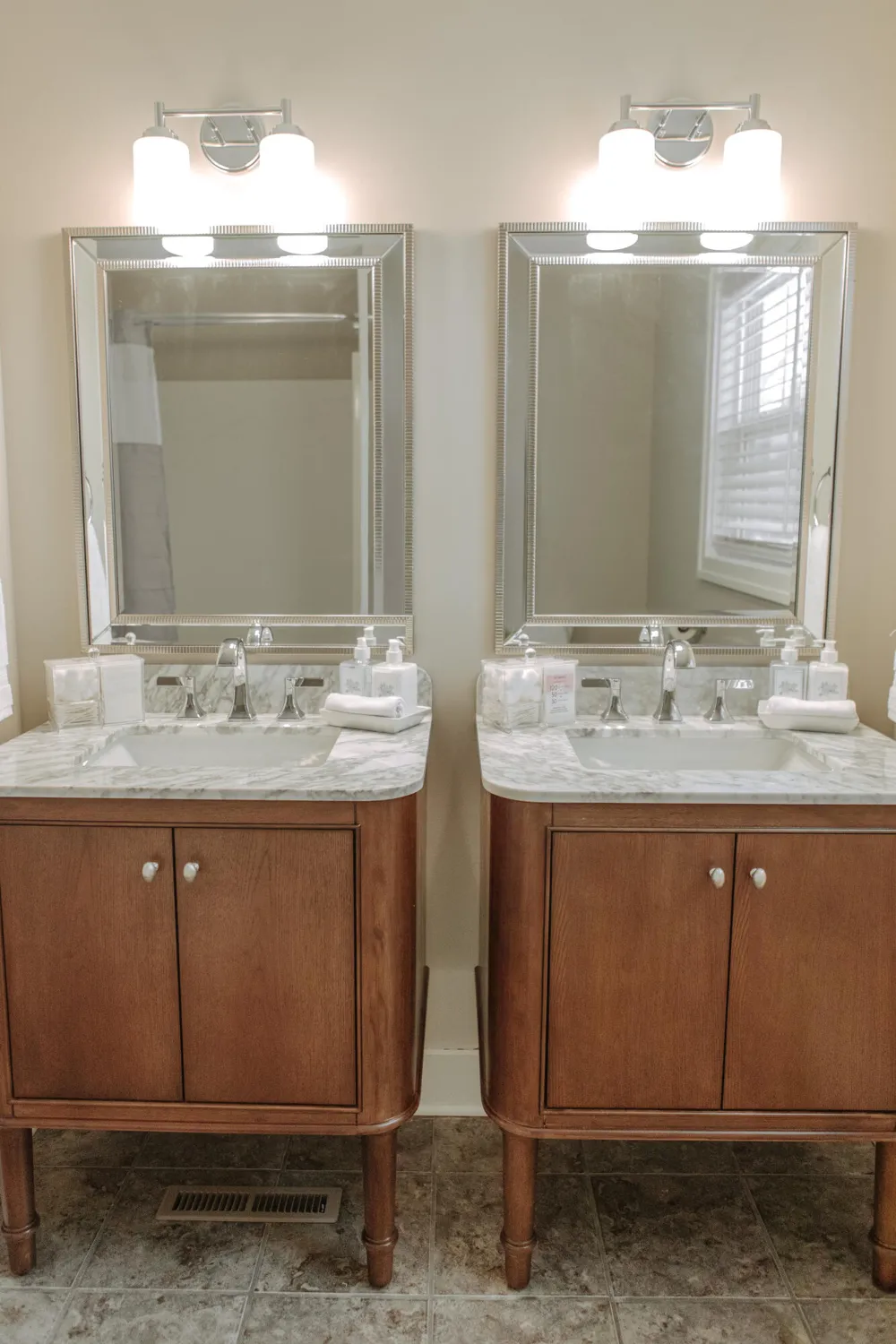 210 Market Place Benton Harbor City, MI 49022
