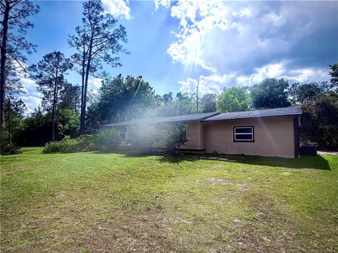 375 PINE WOODS ROAD