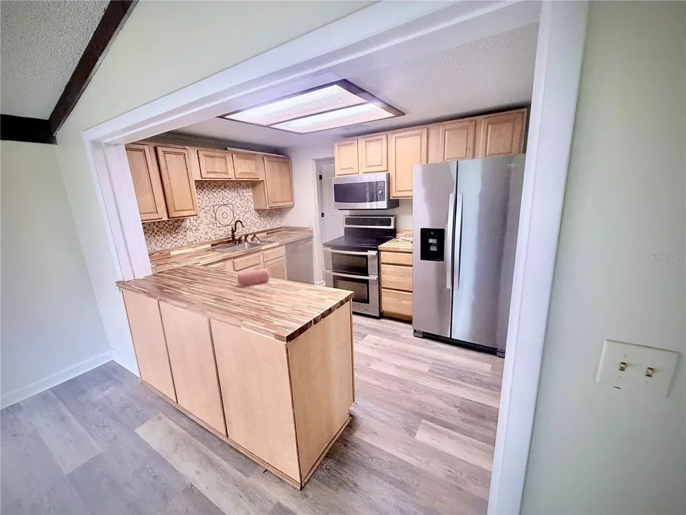 375 PINE WOODS ROAD Ormond Beach, FL 32174