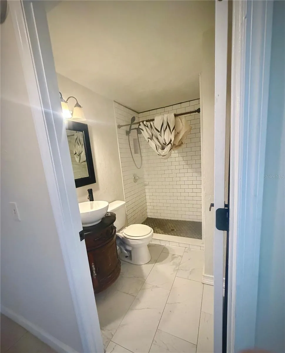375 PINE WOODS ROAD Ormond Beach, FL 32174
