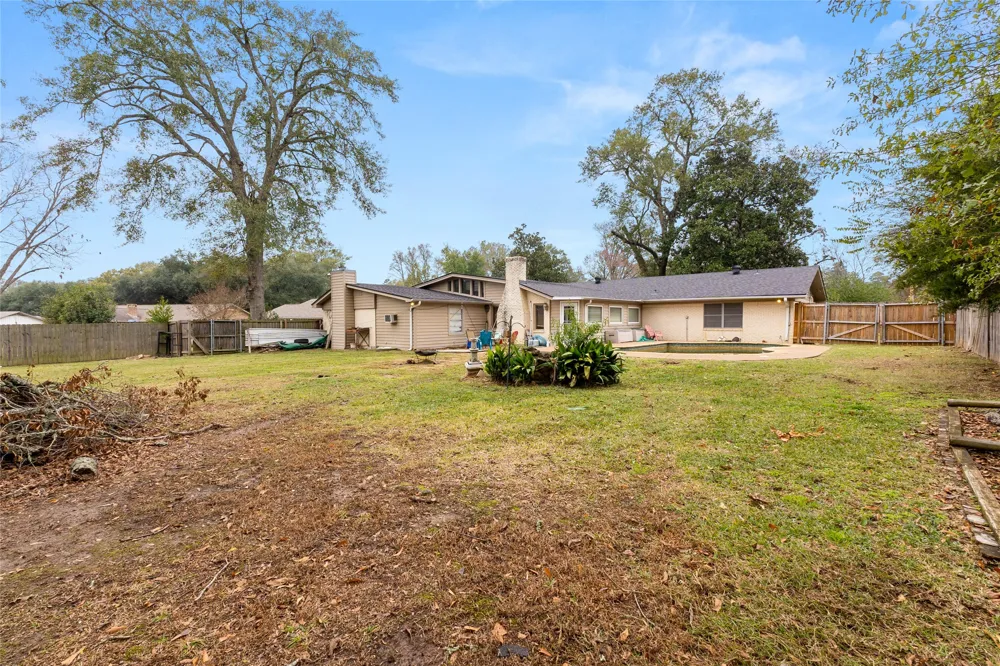 2510 Wychelm Drive Kilgore, TX 75662