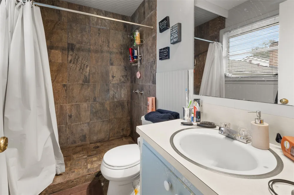 2510 Wychelm Drive Kilgore, TX 75662