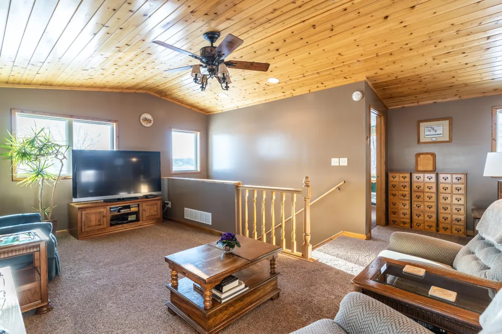 13233 Elmhurst Lane SE Mentor, MN 56736