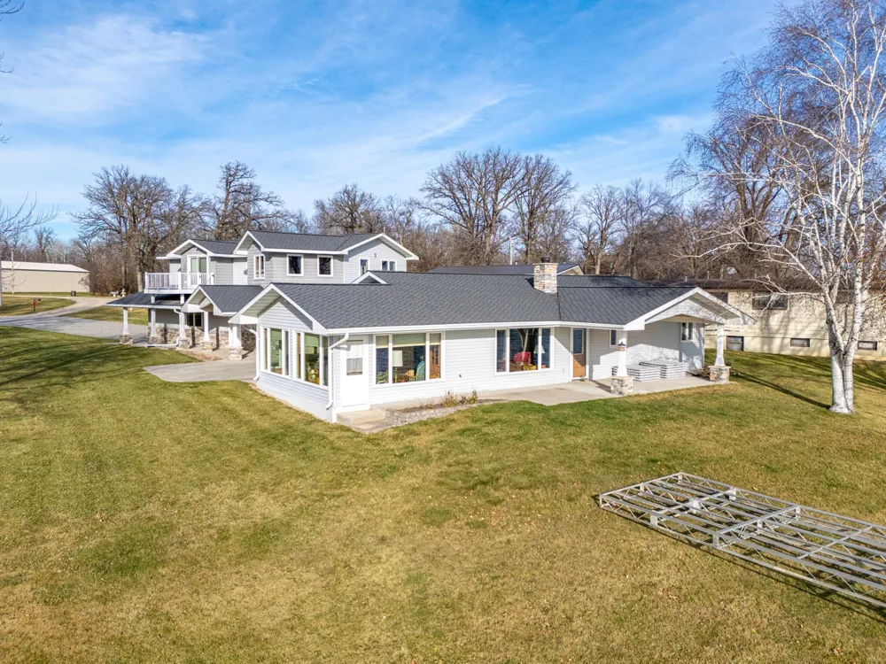 13233 Elmhurst Lane SE Mentor, MN 56736