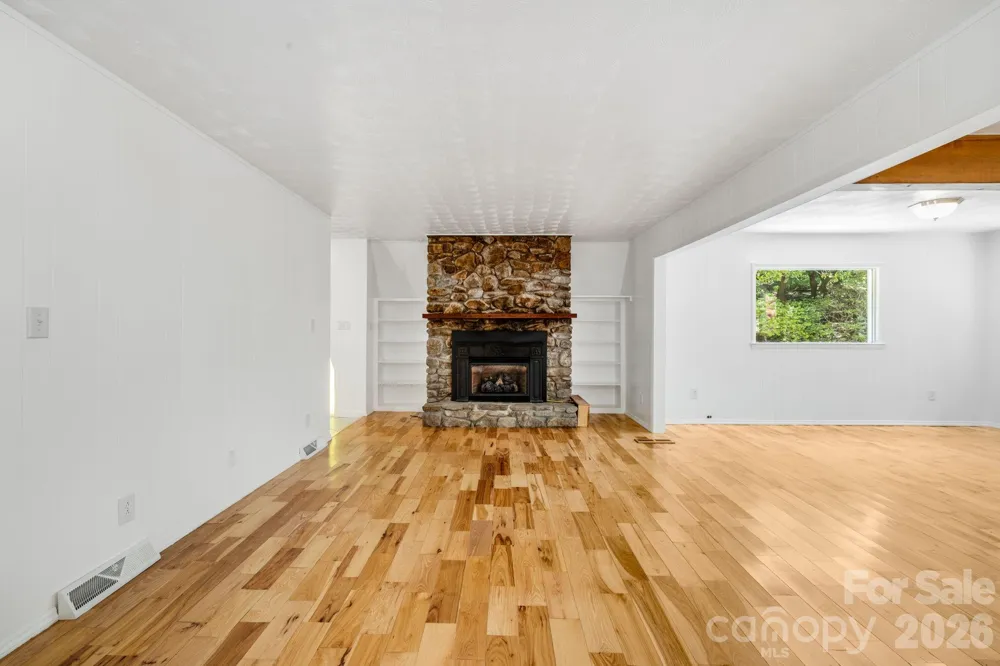 45 Echo Hills Drive Fairview, NC 28730