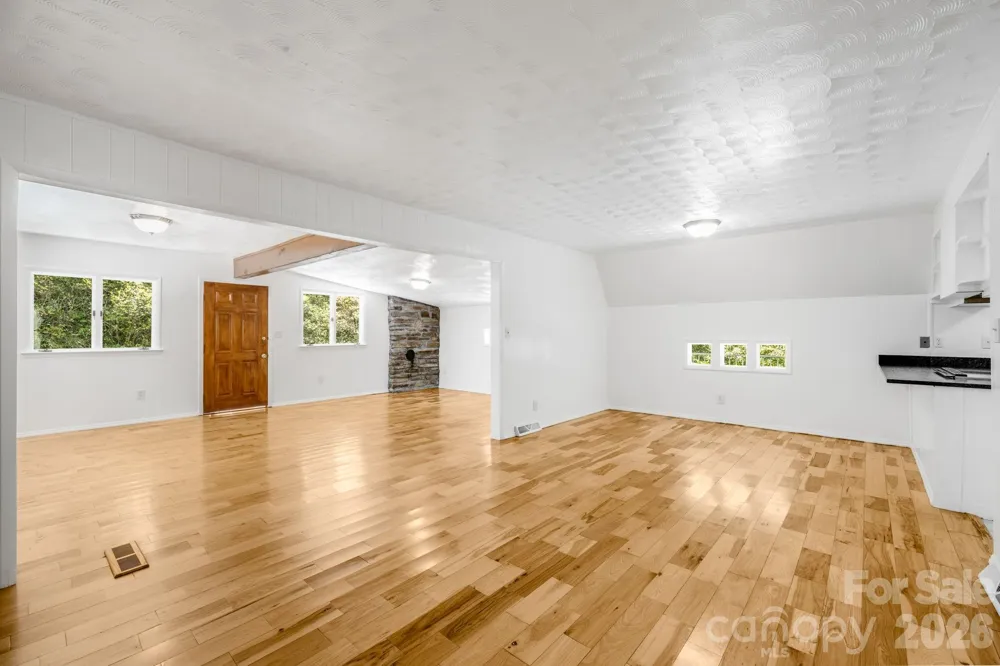 45 Echo Hills Drive Fairview, NC 28730